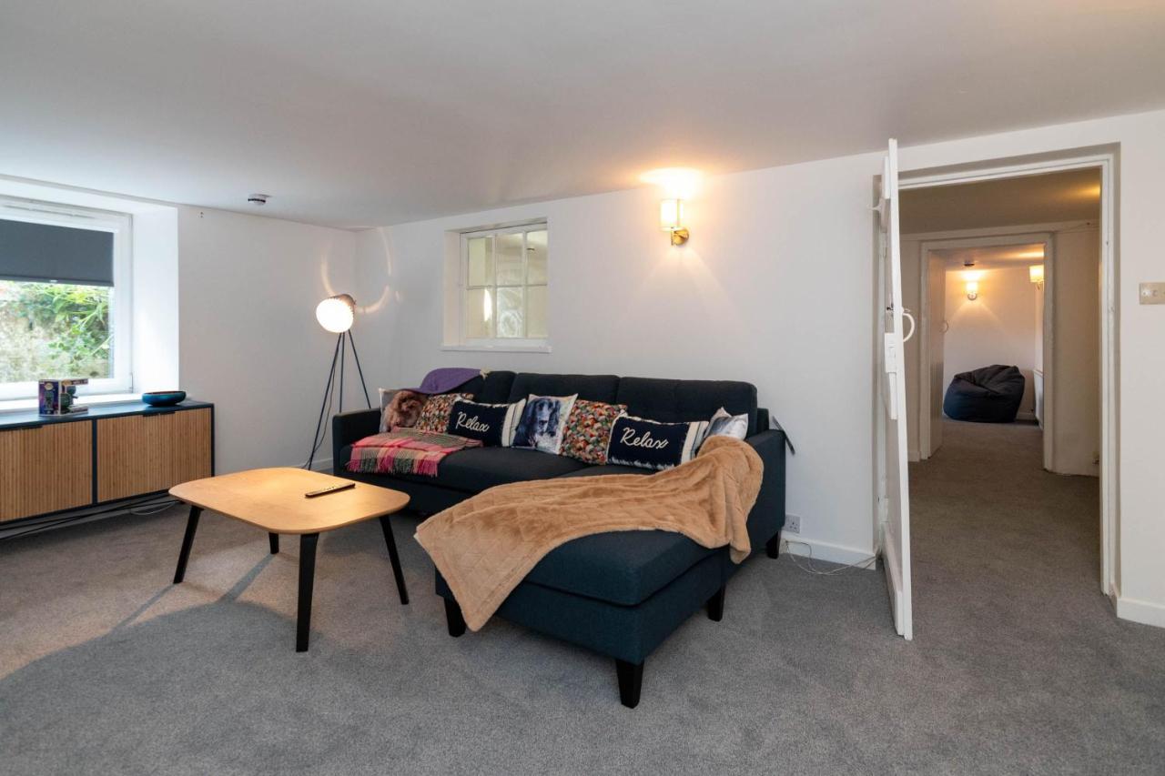 Rosebank House Blairgowrie - Sleeps 12, Games Rooms, Ev Point, Pets Welcome Blairgowrie and Rattray Exterior photo