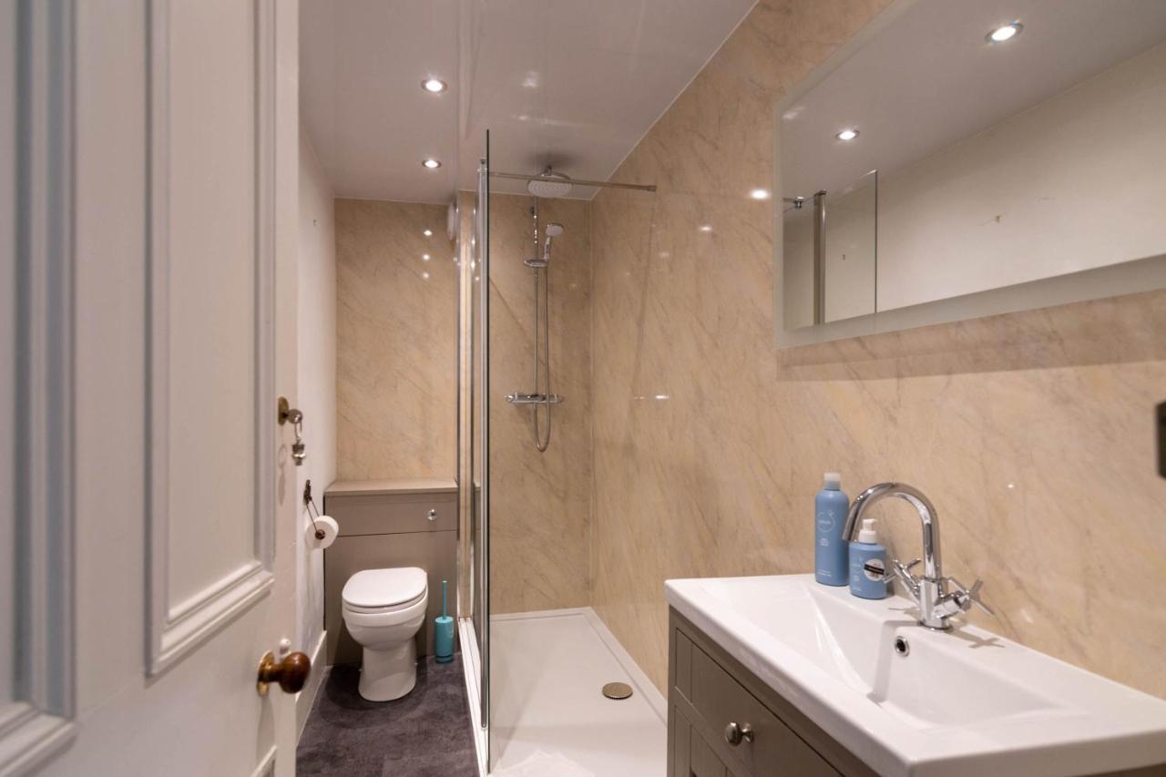 Rosebank House Blairgowrie - Sleeps 12, Games Rooms, Ev Point, Pets Welcome Blairgowrie and Rattray Exterior photo